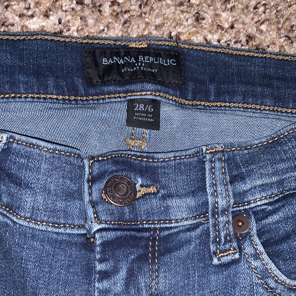 Skinny Banana Republic jeans - Picture 2 of 3